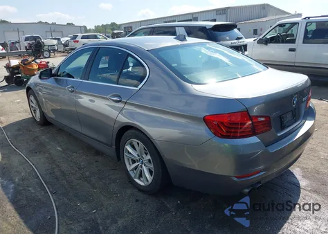 2016 BMW 528I xDrive z USA, uszkodzony, nr VIN WBA5A7C54GG642223